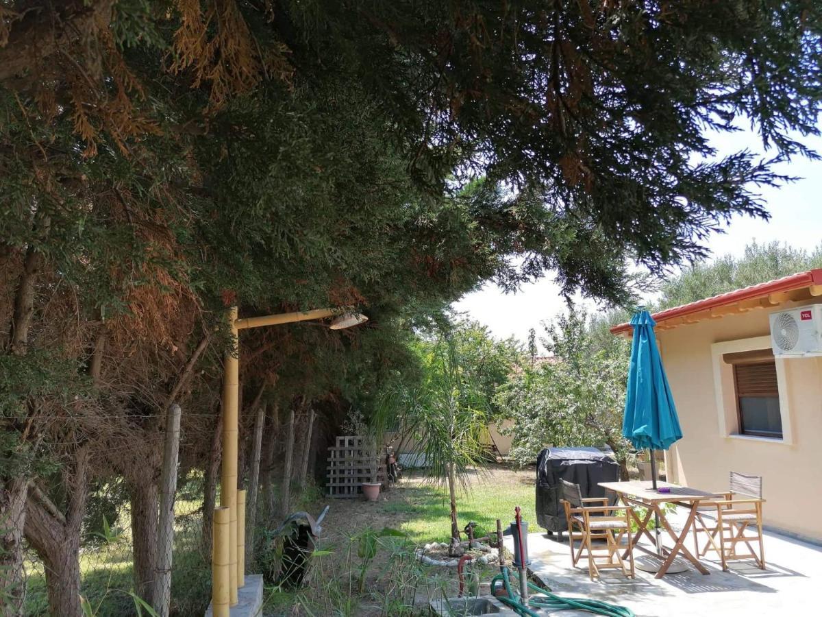 Tiny House By The Sea Vila Nea Skioni Exterior foto